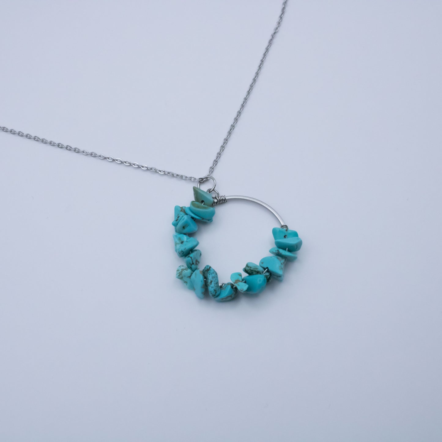 Collier couronne howlite turquoise