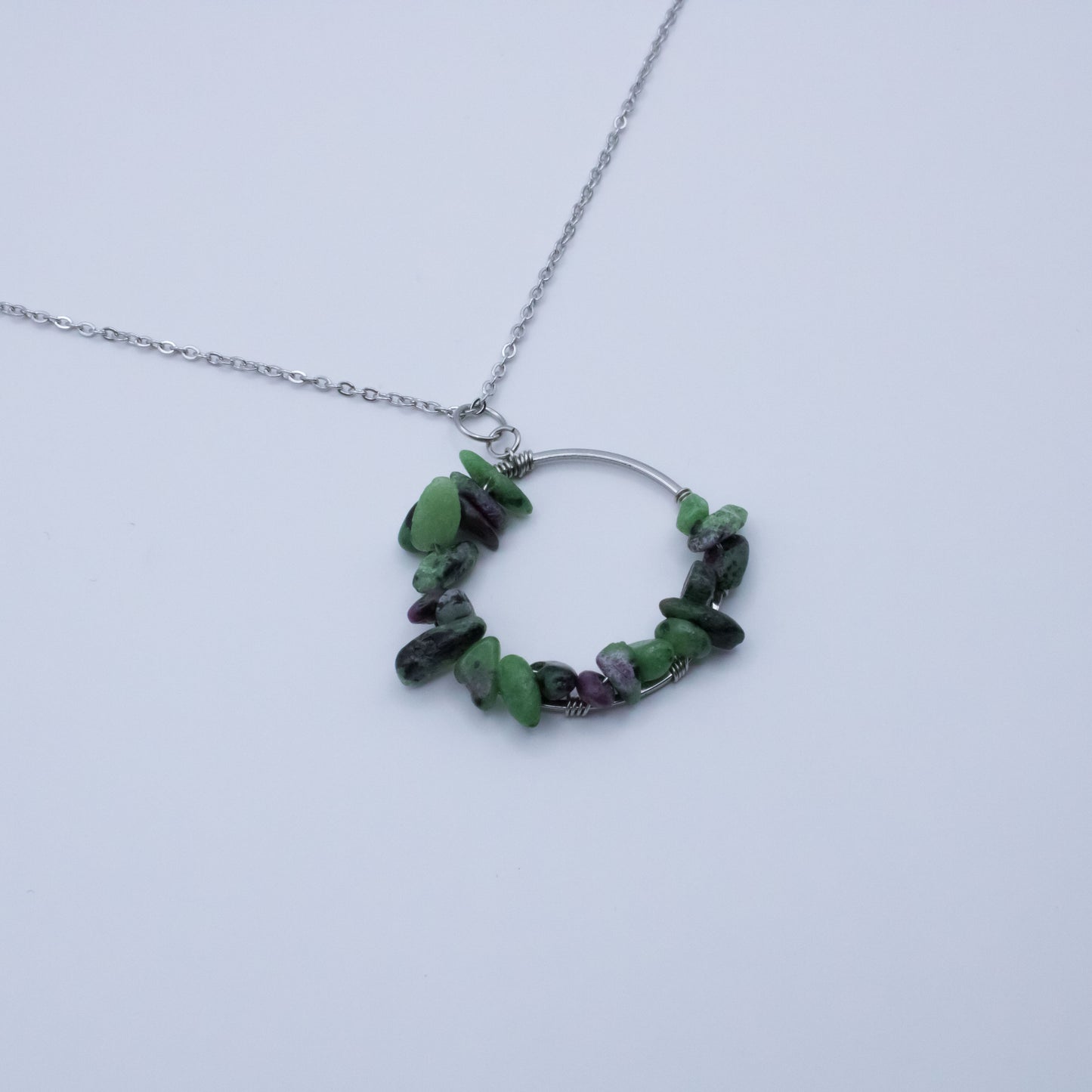 Collier couronne rubis zoïsite