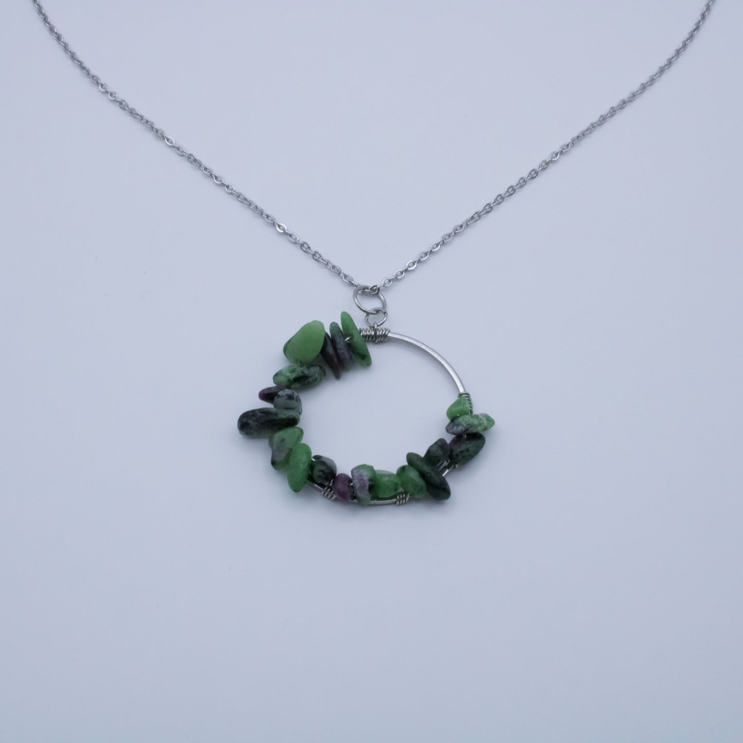 Collier couronne rubis zoïsite