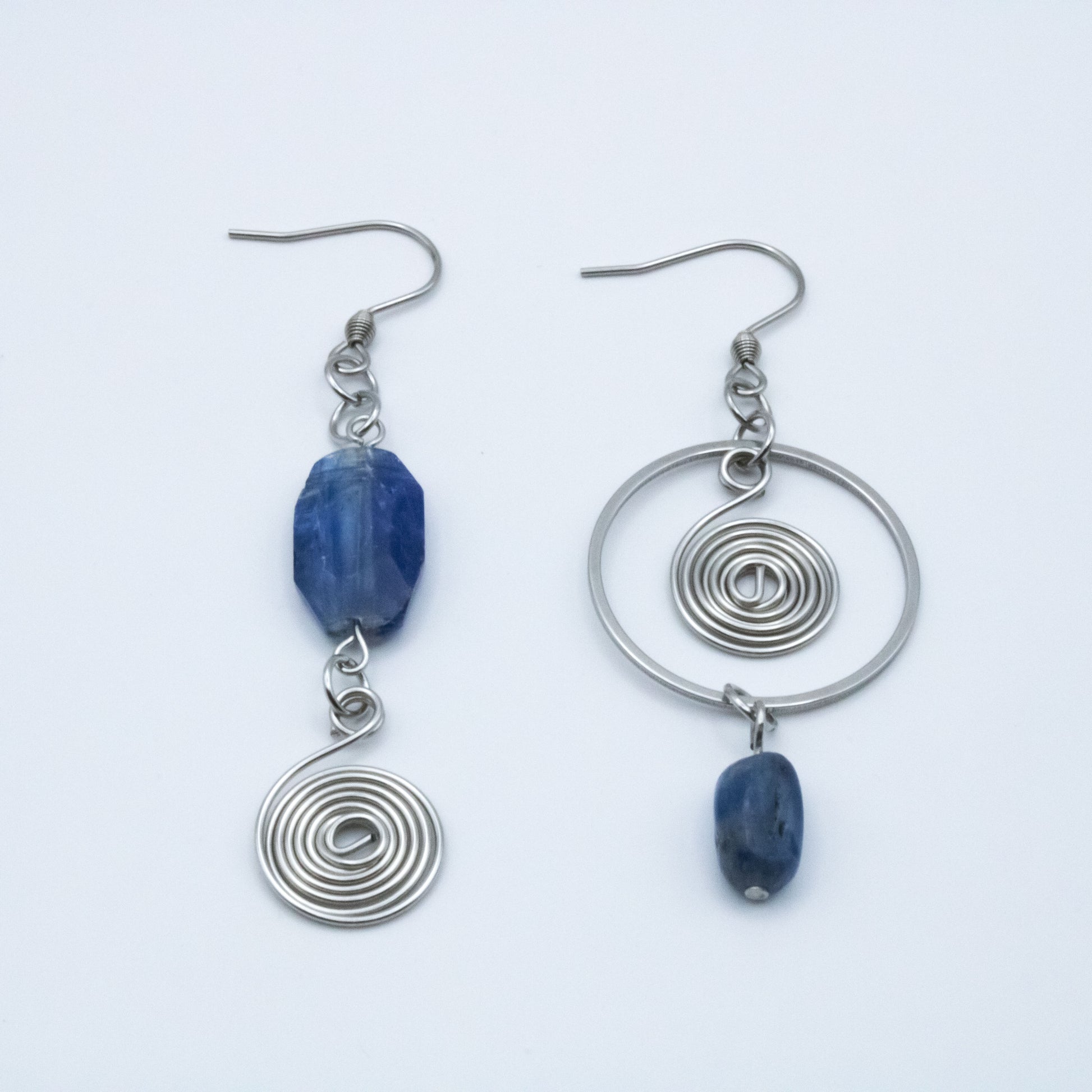 Boucles d'oreilles asymétriques - Collection Impulsion