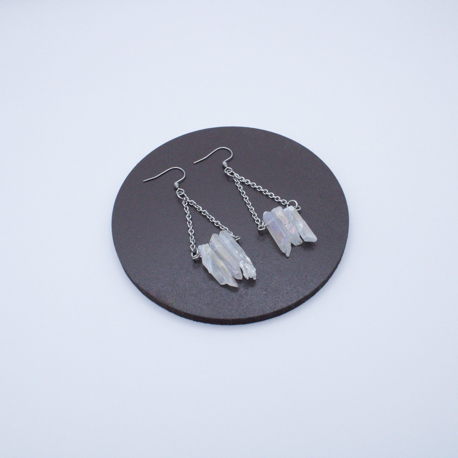 Boucles d'oreilles en cristal de roche brut