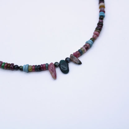 Collier en perles tourmaline multicolore - Collection Eclosion
