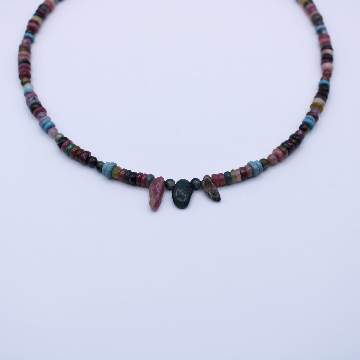 Collier en perles tourmaline multicolore - Collection Eclosion