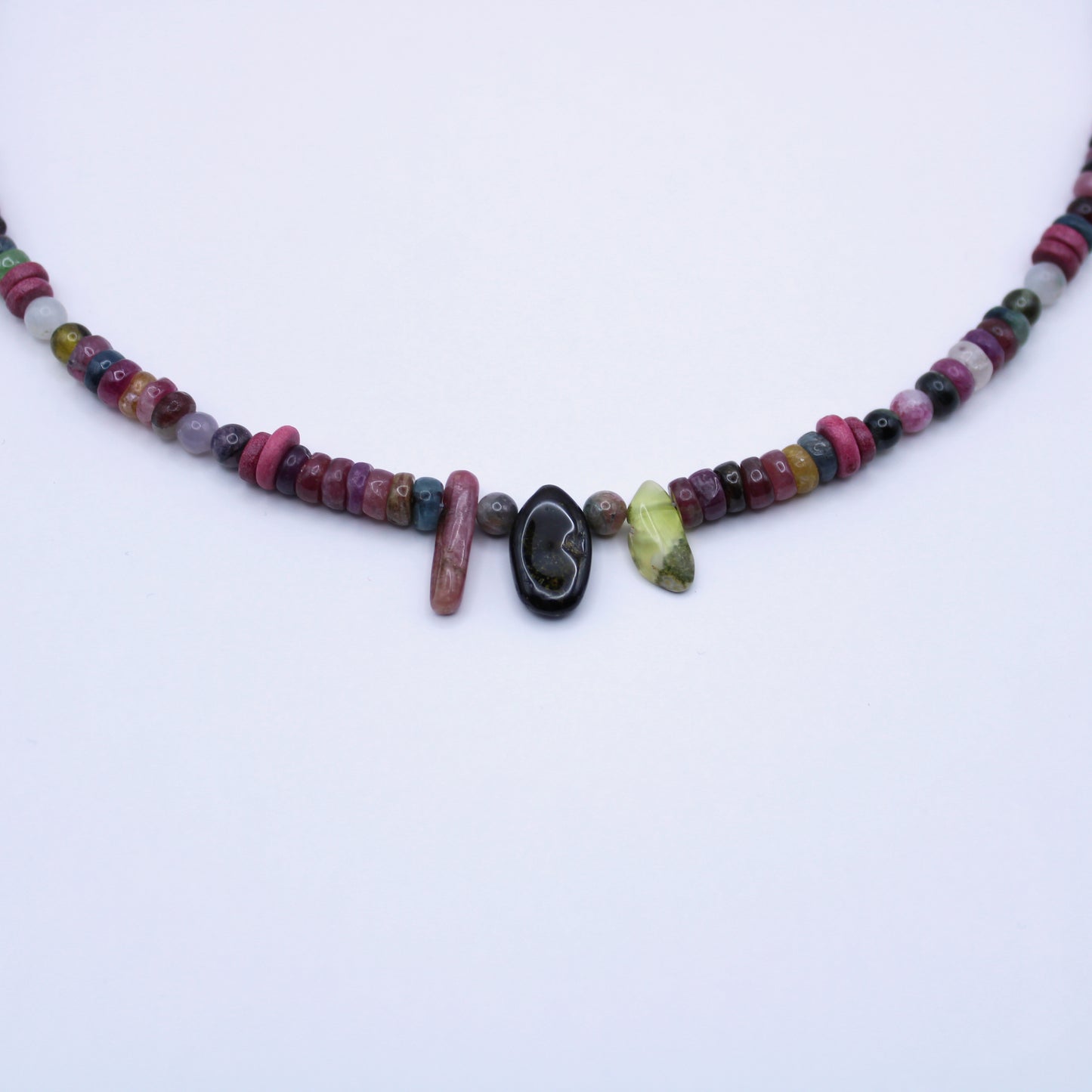 Collier en perles tourmaline multicolore - Collection Eclosion
